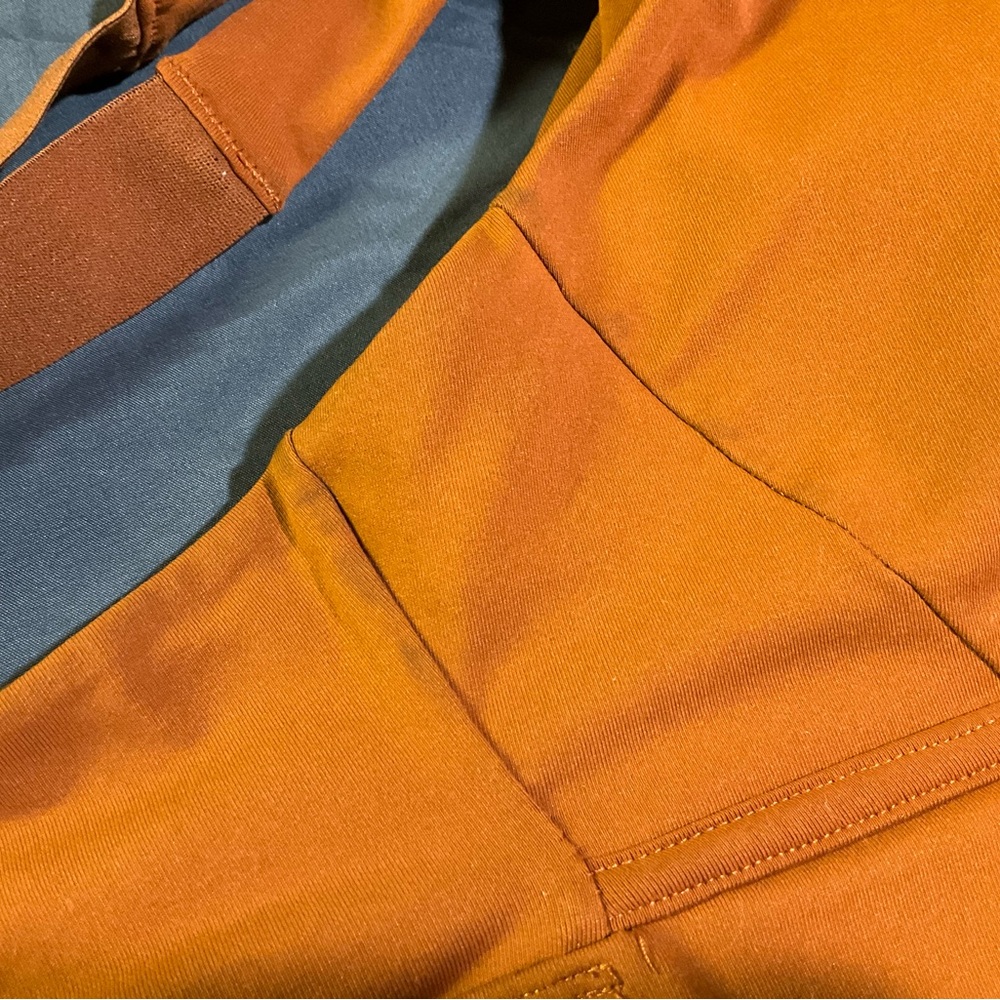 Fabletics Rust Sports Bra - Picture 4 of 8